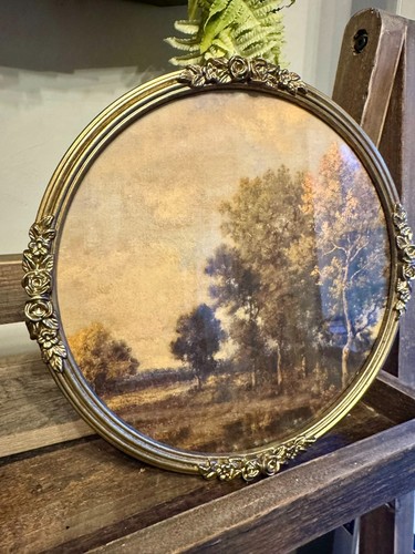 Ornate vintage gold easel - vintage-gold,